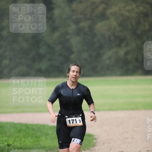 30.08.2026 - Elbe Triathlon Hamburg Antke Förster http://msf.ph/oto/10109622 30.08.2026 15:46:24 Laufen 738, 171, 3, 3, 13 meine-sportfotos.de
