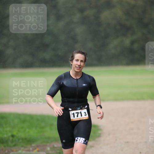 30.08.2026 - Elbe Triathlon Hamburg Antke Förster http://msf.ph/oto/10109624 30.08.2026 15:46:24 Laufen 3, 50, 1713, 3, 13 meine-sportfotos.de