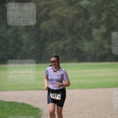 30.08.2026 - Elbe Triathlon Hamburg Antke Förster http://msf.ph/oto/10109634 30.08.2026 15:46:39 Laufen 157, 3 meine-sportfotos.de