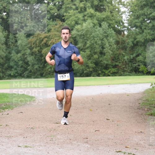 30.08.2026 - Elbe Triathlon Hamburg Antke Förster http://msf.ph/oto/10109647 30.08.2026 16:20:24 Laufen 157, 4 meine-sportfotos.de