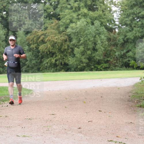 30.08.2026 - Elbe Triathlon Hamburg Antke Förster http://msf.ph/oto/10109655 30.08.2026 16:20:55 Laufen  meine-sportfotos.de