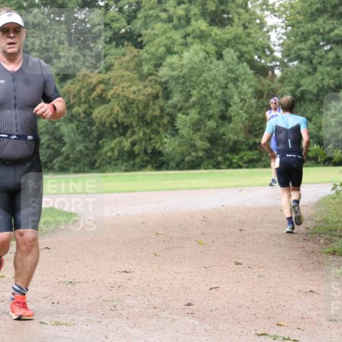30.08.2026 - Elbe Triathlon Hamburg Antke Förster http://msf.ph/oto/10109661 30.08.2026 16:20:58 Laufen 4 meine-sportfotos.de