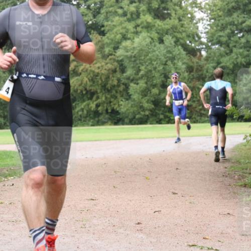 30.08.2026 - Elbe Triathlon Hamburg Antke Förster http://msf.ph/oto/10109663 30.08.2026 16:20:59 Laufen  meine-sportfotos.de