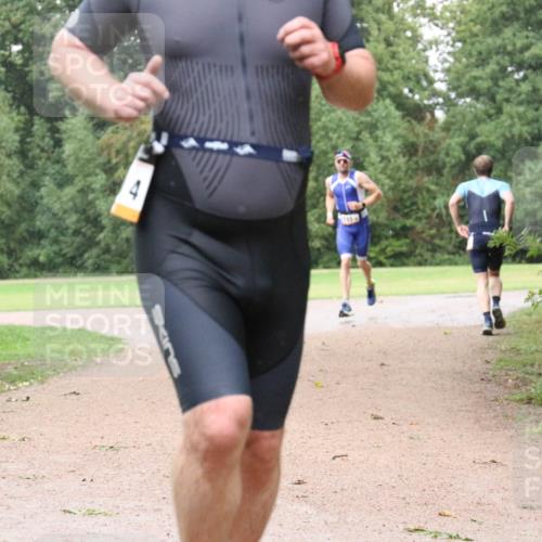 30.08.2026 - Elbe Triathlon Hamburg Antke Förster http://msf.ph/oto/10109665 30.08.2026 16:20:59 Laufen  meine-sportfotos.de