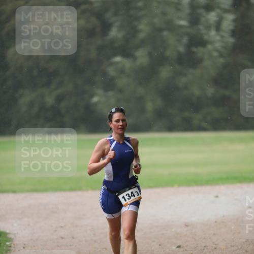 30.08.2026 - Elbe Triathlon Hamburg Antke Förster http://msf.ph/oto/10109668 30.08.2026 15:48:29 Laufen 1343 meine-sportfotos.de