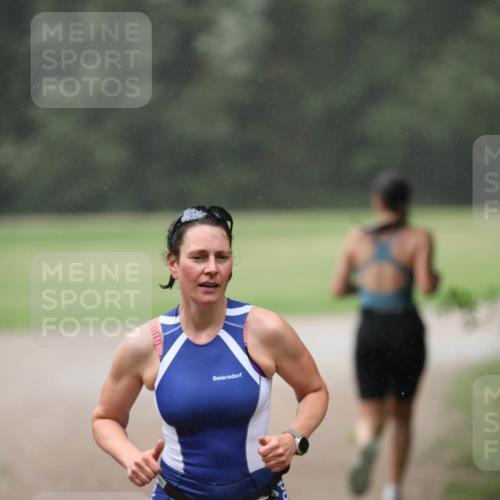 30.08.2026 - Elbe Triathlon Hamburg Antke Förster http://msf.ph/oto/10109676 30.08.2026 15:48:31 Laufen 1343, 3 meine-sportfotos.de