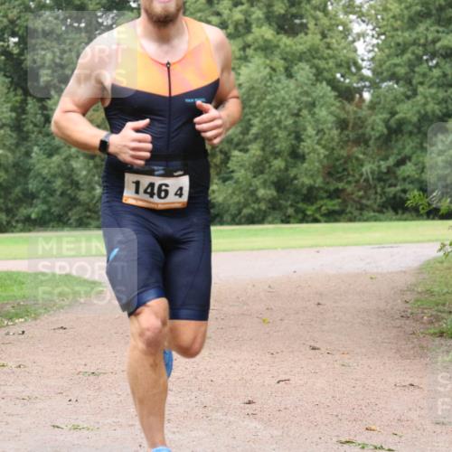 30.08.2026 - Elbe Triathlon Hamburg Antke Förster http://msf.ph/oto/10109687 30.08.2026 16:21:23 Laufen 1464 meine-sportfotos.de