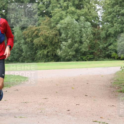 30.08.2026 - Elbe Triathlon Hamburg Antke Förster http://msf.ph/oto/10109697 30.08.2026 16:21:46 Laufen  meine-sportfotos.de