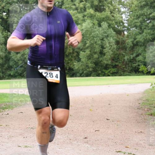 30.08.2026 - Elbe Triathlon Hamburg Antke Förster http://msf.ph/oto/10109713 30.08.2026 16:22:48 Laufen 28, 4 meine-sportfotos.de