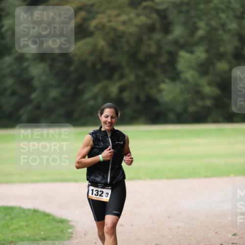 30.08.2026 - Elbe Triathlon Hamburg Antke Förster http://msf.ph/oto/10109716 30.08.2026 15:50:53 Laufen 132, 3 meine-sportfotos.de