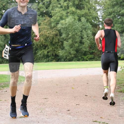 30.08.2026 - Elbe Triathlon Hamburg Antke Förster http://msf.ph/oto/10109719 30.08.2026 16:23:05 Laufen 1734 meine-sportfotos.de