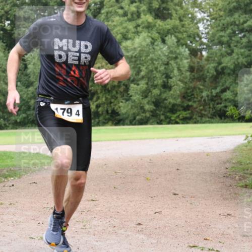 30.08.2026 - Elbe Triathlon Hamburg Antke Förster http://msf.ph/oto/10109733 30.08.2026 16:23:29 Laufen 179, 4 meine-sportfotos.de