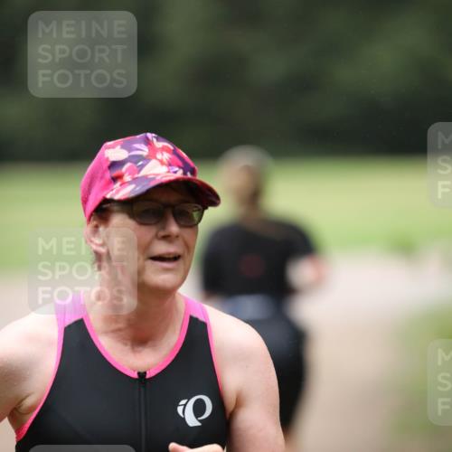 30.08.2026 - Elbe Triathlon Hamburg Antke Förster http://msf.ph/oto/10109738 30.08.2026 15:51:46 Laufen 169, 3 meine-sportfotos.de