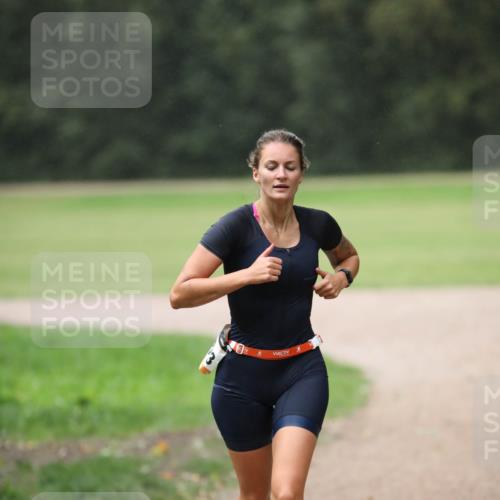 30.08.2026 - Elbe Triathlon Hamburg Antke Förster http://msf.ph/oto/10109744 30.08.2026 15:52:58 Laufen  meine-sportfotos.de