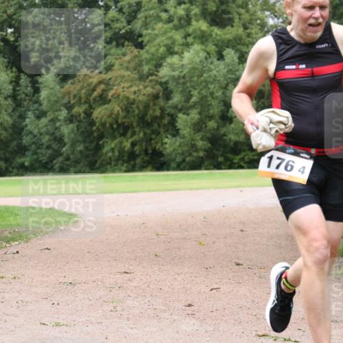 30.08.2026 - Elbe Triathlon Hamburg Antke Förster http://msf.ph/oto/10109761 30.08.2026 16:24:24 Laufen 176, 4 meine-sportfotos.de