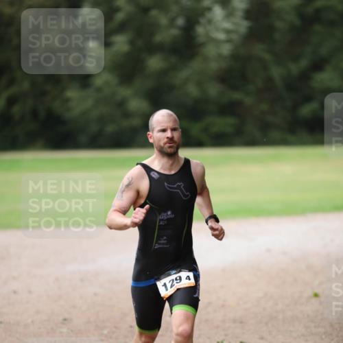 30.08.2026 - Elbe Triathlon Hamburg Antke Förster http://msf.ph/oto/10109768 30.08.2026 15:54:23 Laufen 1294 meine-sportfotos.de