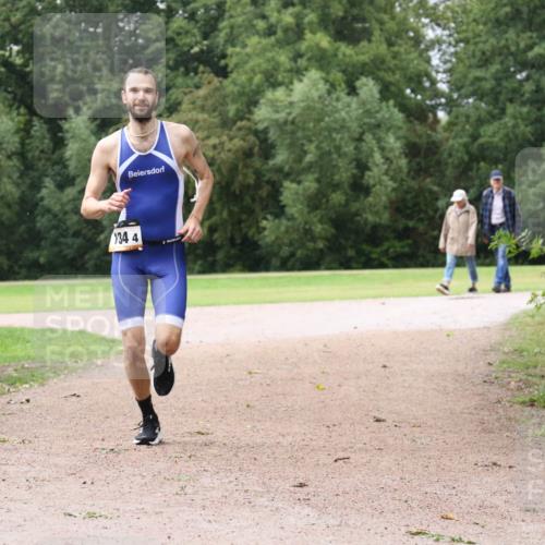 30.08.2026 - Elbe Triathlon Hamburg Antke Förster http://msf.ph/oto/10109769 30.08.2026 16:25:36 Laufen 134, 4 meine-sportfotos.de