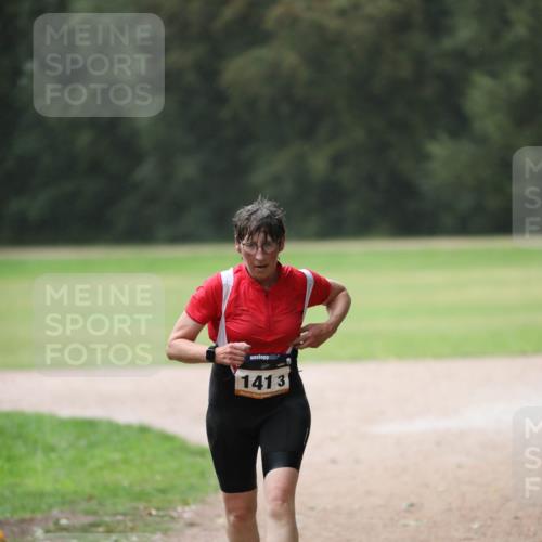 30.08.2026 - Elbe Triathlon Hamburg Antke Förster http://msf.ph/oto/10109790 30.08.2026 15:57:52 Laufen 1413 meine-sportfotos.de