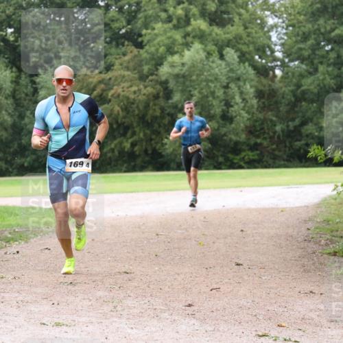 30.08.2026 - Elbe Triathlon Hamburg Antke Förster http://msf.ph/oto/10109803 30.08.2026 16:26:37 Laufen 169, 4 meine-sportfotos.de