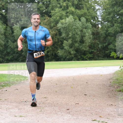 30.08.2026 - Elbe Triathlon Hamburg Antke Förster http://msf.ph/oto/10109815 30.08.2026 16:26:40 Laufen 133, 4 meine-sportfotos.de