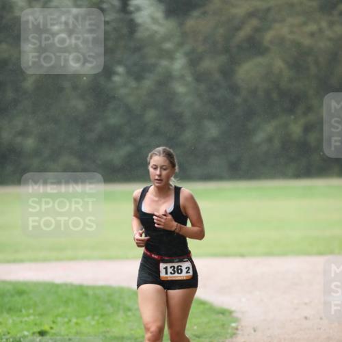 30.08.2026 - Elbe Triathlon Hamburg Antke Förster http://msf.ph/oto/10109818 30.08.2026 15:59:57 Laufen 136, 2, 5 meine-sportfotos.de