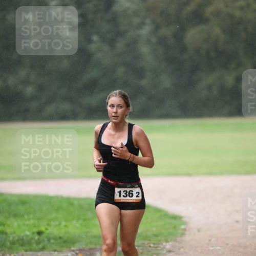 30.08.2026 - Elbe Triathlon Hamburg Antke Förster http://msf.ph/oto/10109820 30.08.2026 15:59:57 Laufen 136, 2, 5 meine-sportfotos.de