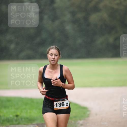30.08.2026 - Elbe Triathlon Hamburg Antke Förster http://msf.ph/oto/10109822 30.08.2026 15:59:58 Laufen 136, 2, 5 meine-sportfotos.de