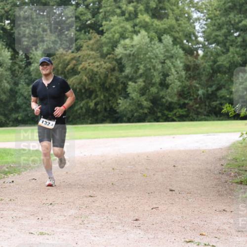 30.08.2026 - Elbe Triathlon Hamburg Antke Förster http://msf.ph/oto/10109823 30.08.2026 16:27:07 Laufen 132, 4 meine-sportfotos.de