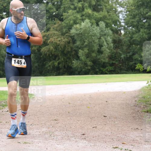 30.08.2026 - Elbe Triathlon Hamburg Antke Förster http://msf.ph/oto/10109841 30.08.2026 16:28:49 Laufen 1454 meine-sportfotos.de
