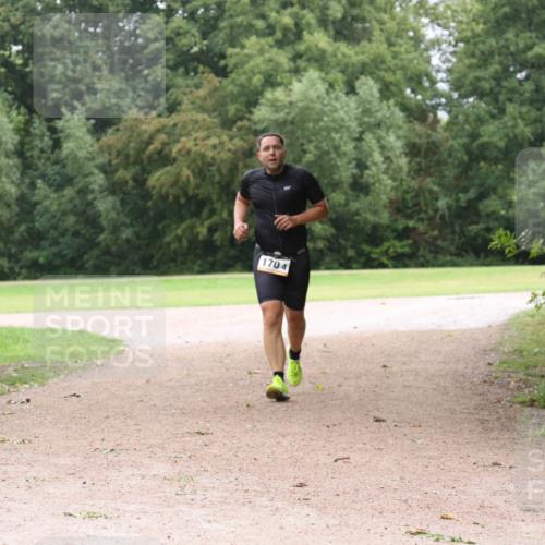 30.08.2026 - Elbe Triathlon Hamburg Antke Förster http://msf.ph/oto/10109869 30.08.2026 16:30:19 Laufen 1704 meine-sportfotos.de
