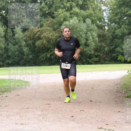 30.08.2026 - Elbe Triathlon Hamburg Antke Förster http://msf.ph/oto/10109871 30.08.2026 16:30:19 Laufen 1704 meine-sportfotos.de