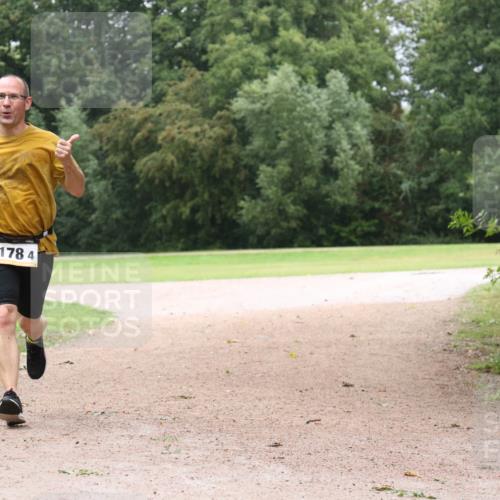 30.08.2026 - Elbe Triathlon Hamburg Antke Förster http://msf.ph/oto/10109889 30.08.2026 16:31:09 Laufen 178, 4 meine-sportfotos.de