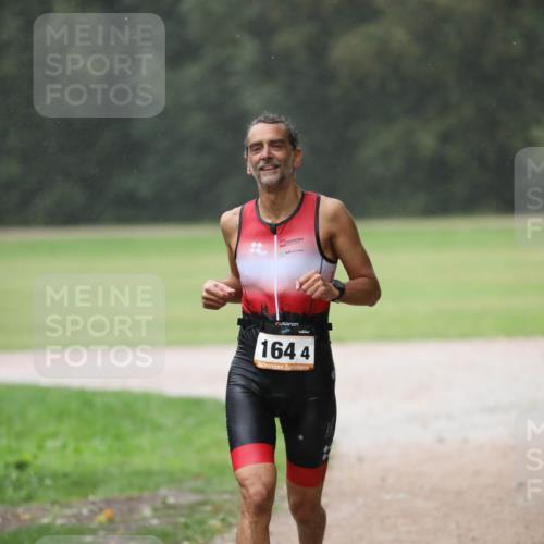 30.08.2026 - Elbe Triathlon Hamburg Antke Förster http://msf.ph/oto/10109894 30.08.2026 16:07:38 Laufen 1644 meine-sportfotos.de