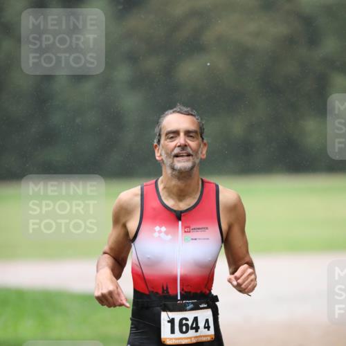 30.08.2026 - Elbe Triathlon Hamburg Antke Förster http://msf.ph/oto/10109898 30.08.2026 16:07:39 Laufen 1644 meine-sportfotos.de