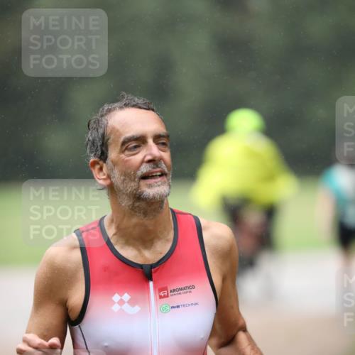 30.08.2026 - Elbe Triathlon Hamburg Antke Förster http://msf.ph/oto/10109902 30.08.2026 16:07:40 Laufen 1644 meine-sportfotos.de