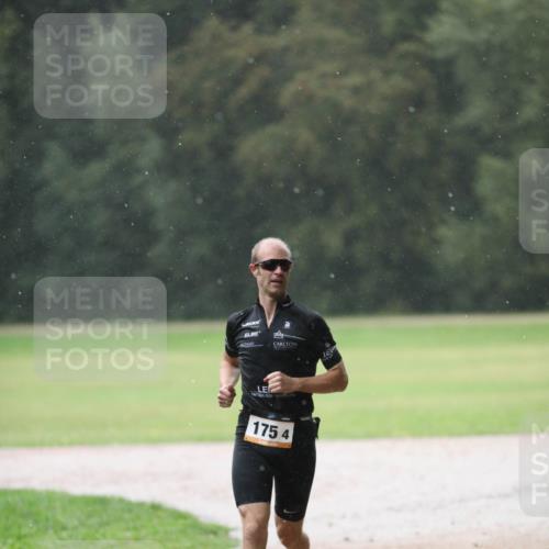 30.08.2026 - Elbe Triathlon Hamburg Antke Förster http://msf.ph/oto/10109904 30.08.2026 16:09:21 Laufen 175, 4 meine-sportfotos.de