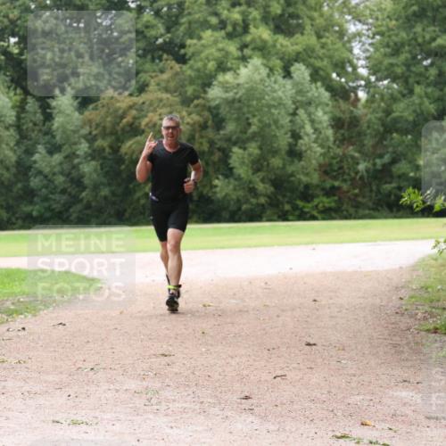 30.08.2026 - Elbe Triathlon Hamburg Antke Förster http://msf.ph/oto/10109907 30.08.2026 16:36:08 Laufen  meine-sportfotos.de