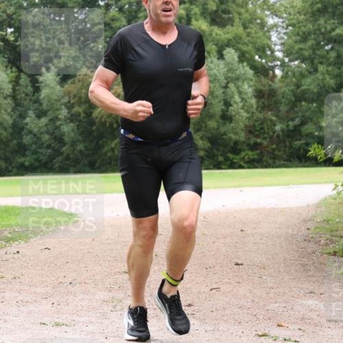 30.08.2026 - Elbe Triathlon Hamburg Antke Förster http://msf.ph/oto/10109915 30.08.2026 16:36:11 Laufen  meine-sportfotos.de