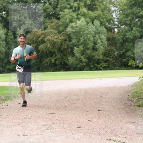 30.08.2026 - Elbe Triathlon Hamburg Antke Förster http://msf.ph/oto/10109921 30.08.2026 16:36:58 Laufen 130, 4 meine-sportfotos.de