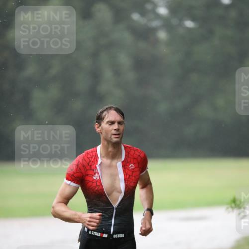 30.08.2026 - Elbe Triathlon Hamburg Antke Förster http://msf.ph/oto/10109922 30.08.2026 16:10:10 Laufen  meine-sportfotos.de