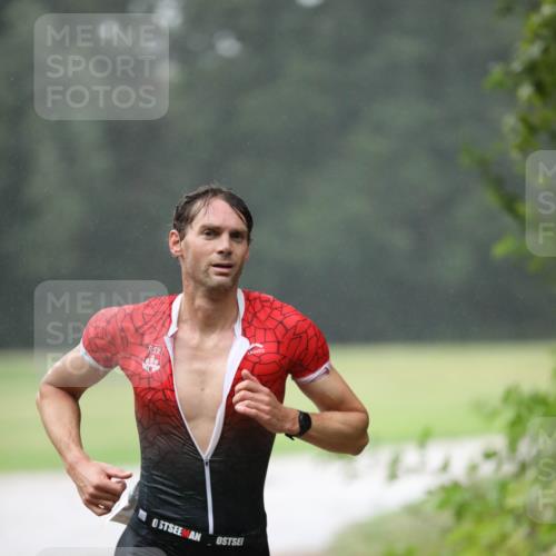 30.08.2026 - Elbe Triathlon Hamburg Antke Förster http://msf.ph/oto/10109924 30.08.2026 16:10:11 Laufen  meine-sportfotos.de