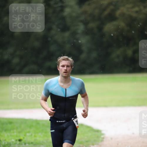 30.08.2026 - Elbe Triathlon Hamburg Antke Förster http://msf.ph/oto/10109944 30.08.2026 16:13:56 Laufen 1 meine-sportfotos.de