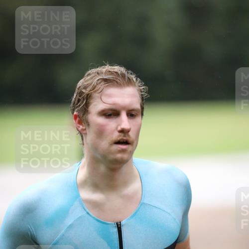 30.08.2026 - Elbe Triathlon Hamburg Antke Förster http://msf.ph/oto/10109952 30.08.2026 16:13:58 Laufen  meine-sportfotos.de