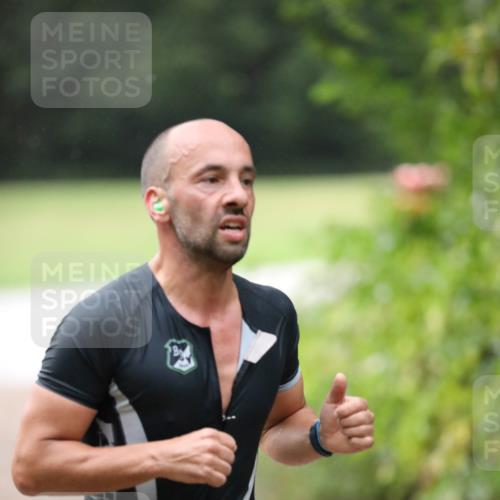 30.08.2026 - Elbe Triathlon Hamburg Antke Förster http://msf.ph/oto/10109962 30.08.2026 16:14:02 Laufen  meine-sportfotos.de