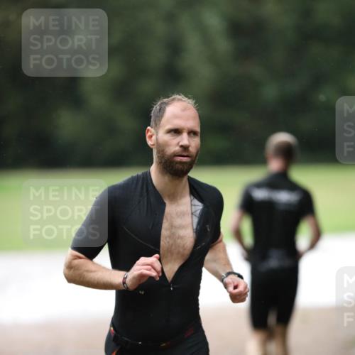 30.08.2026 - Elbe Triathlon Hamburg Antke Förster http://msf.ph/oto/10109980 30.08.2026 16:16:15 Laufen  meine-sportfotos.de