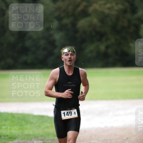 30.08.2026 - Elbe Triathlon Hamburg Antke Förster http://msf.ph/oto/10109994 30.08.2026 16:17:18 Laufen 149, 4 meine-sportfotos.de