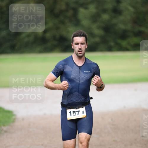 30.08.2026 - Elbe Triathlon Hamburg Antke Förster http://msf.ph/oto/10110026 30.08.2026 16:20:25 Laufen 1574 meine-sportfotos.de