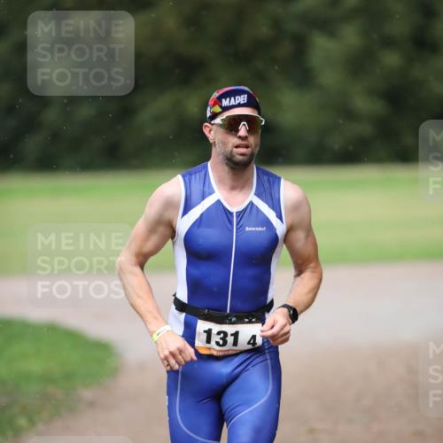 30.08.2026 - Elbe Triathlon Hamburg Antke Förster http://msf.ph/oto/10110038 30.08.2026 16:21:05 Laufen 131, 4 meine-sportfotos.de