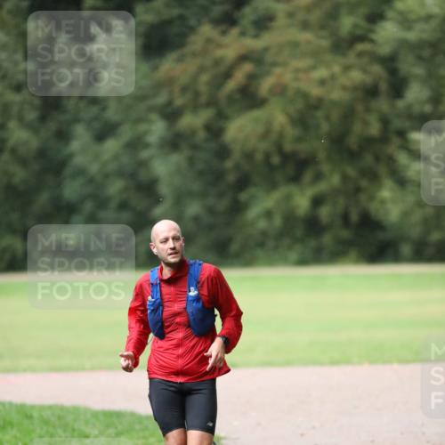 30.08.2026 - Elbe Triathlon Hamburg Antke Förster http://msf.ph/oto/10110048 30.08.2026 16:21:45 Laufen  meine-sportfotos.de