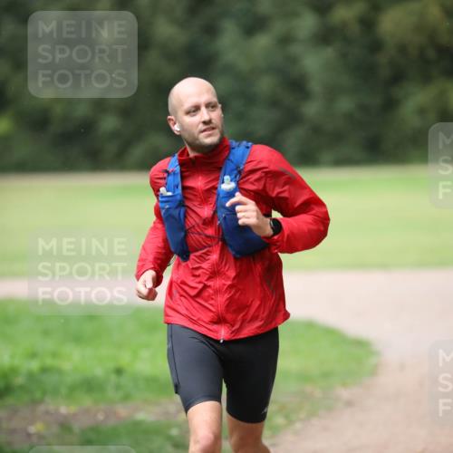 30.08.2026 - Elbe Triathlon Hamburg Antke Förster http://msf.ph/oto/10110050 30.08.2026 16:21:47 Laufen  meine-sportfotos.de